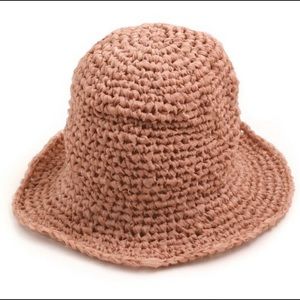 Blush color hat, NWT